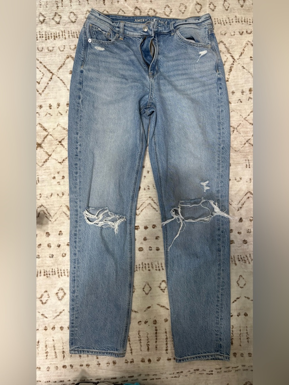 American Eagle Outfitters Light Blue Distressed Women's Jeans mom jeans 10Xlong